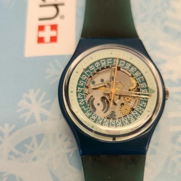 Vintage 1992 watch STEEL LITE GG403 New old stock With new band and cases